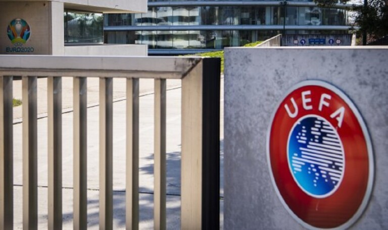 Officiel: l’UEFA inflige une amende à  la fédération anglaise