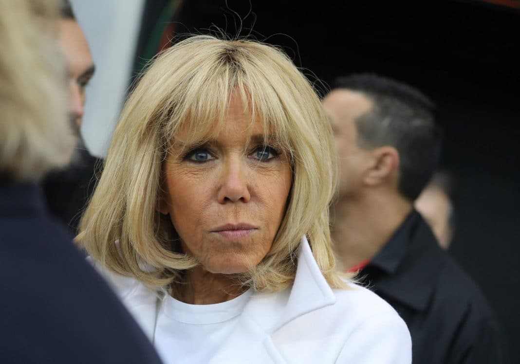 Brigitte Macron @ Elle