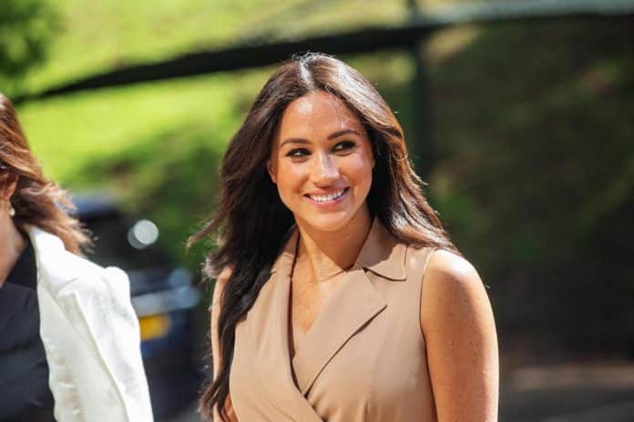 Meghan Markle @ Tribune de GenÃ¨ve