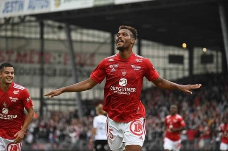 Ligue 1: grà¢ce à  un but de Mounié, Brest dompte Clermont