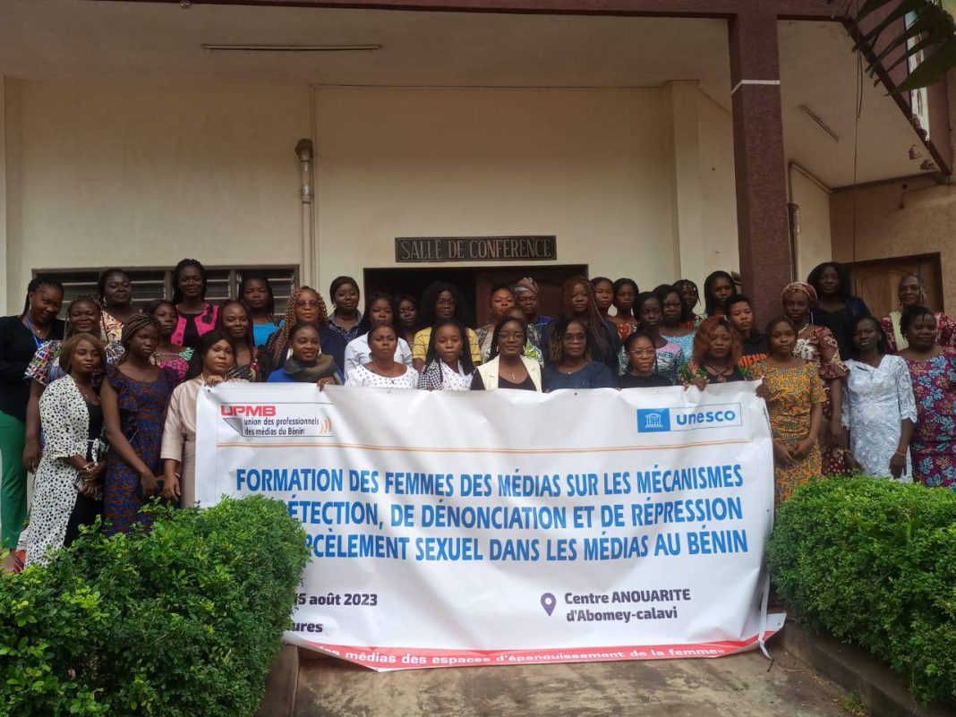 Les femmes des mÃ©dias du BÃ©nin outillÃ©es sur les mÃ©canismes de dÃ©nonciations du HarcÃ¨lement sexuel