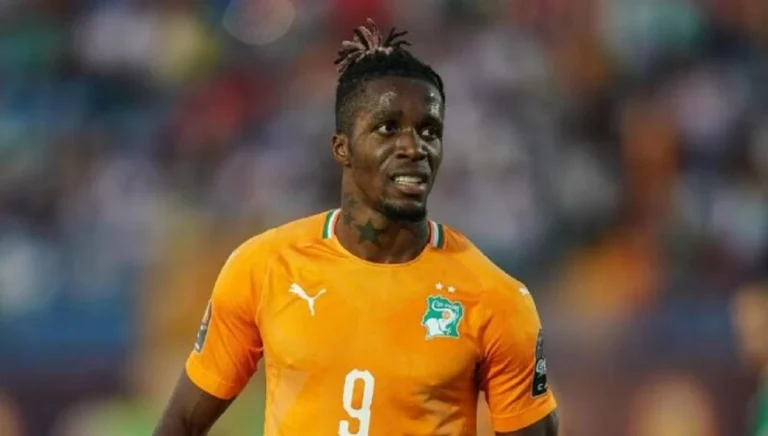 Côte d’Ivoire: « aucun problème de discipline avec Wilfried Zaha », Emerse Fae